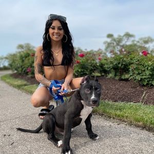 Meet your Posher, Nicole